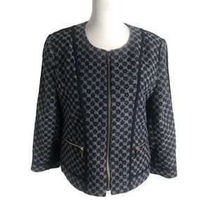 Karl Lagerfeld textured full zip swing jacket. Sz 4